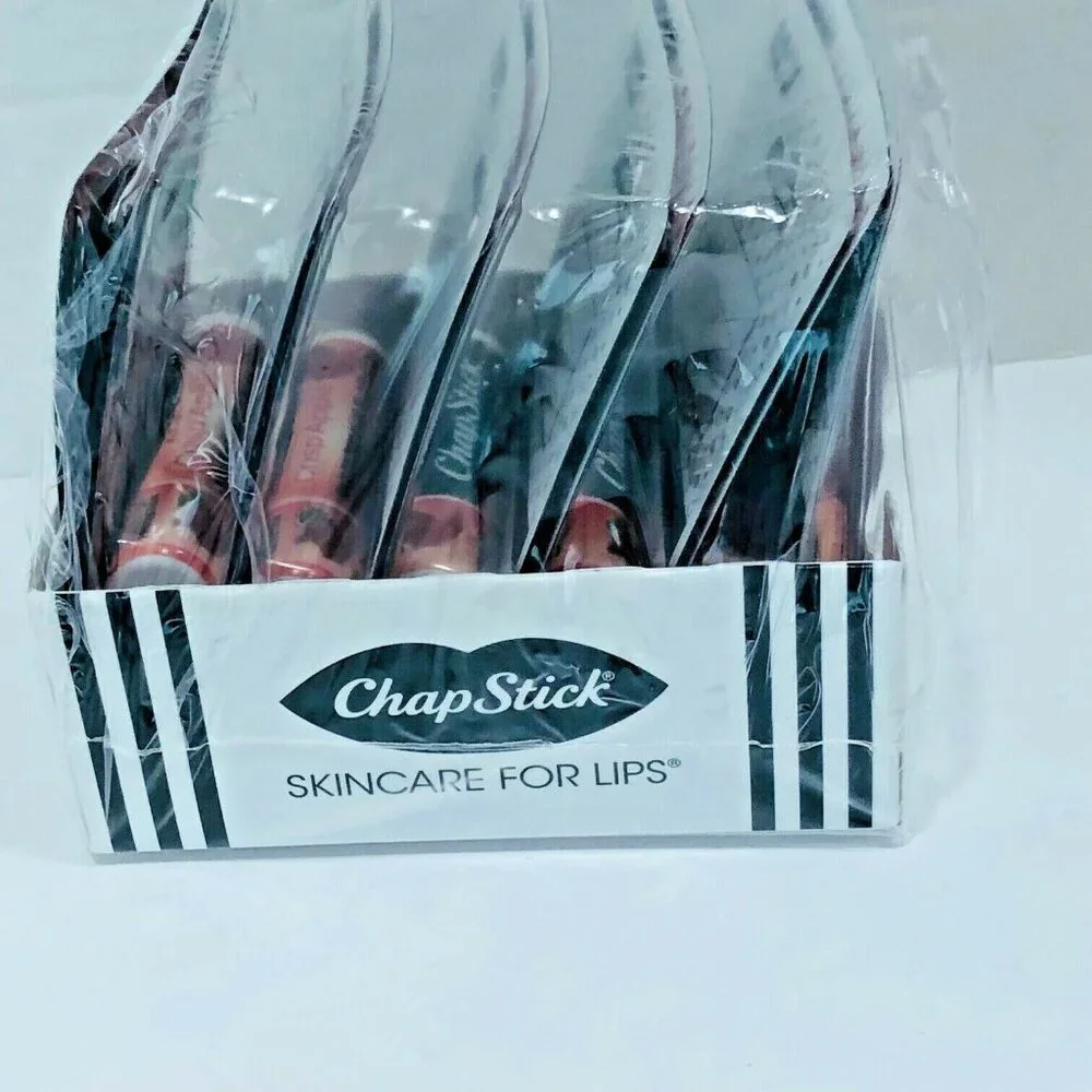 NEW ChapStick CRISP APPLE Lot of 12 SEALED .15 oz Lip‎ Gloss Balm Chap Stick